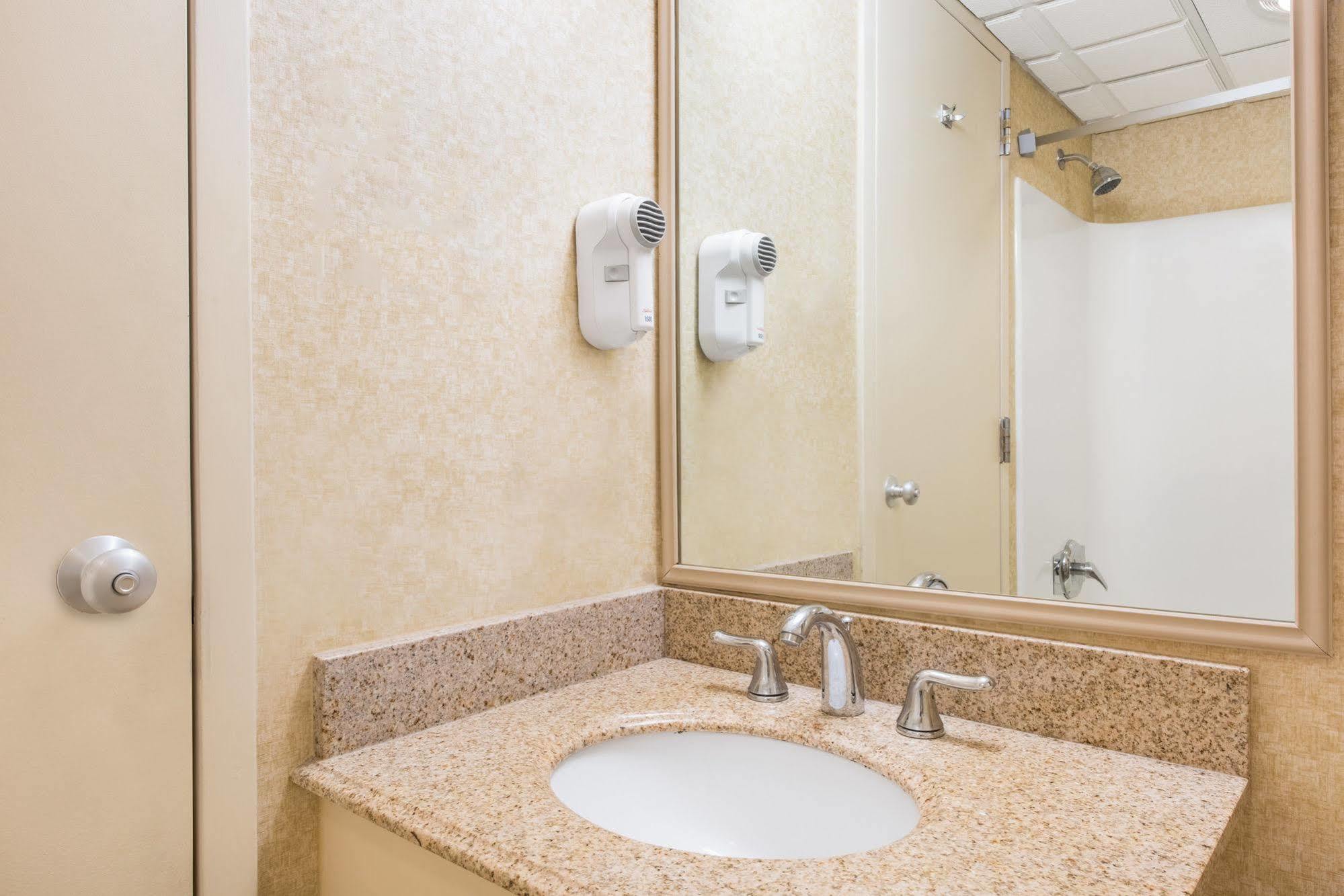 Howard Johnson By Wyndham Hershey Extérieur photo