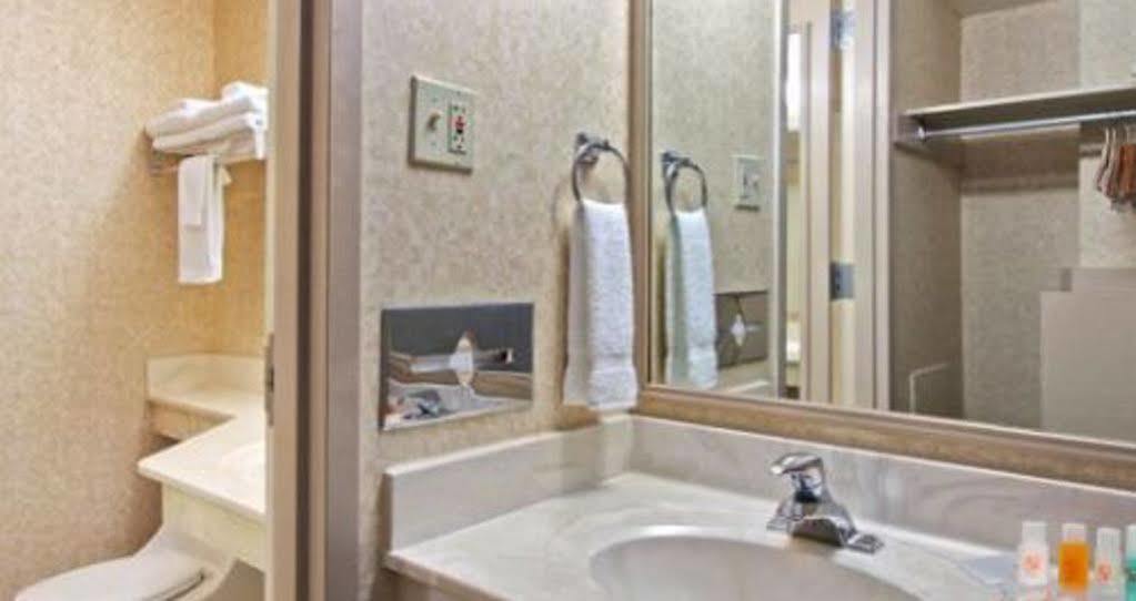 Howard Johnson By Wyndham Hershey Extérieur photo
